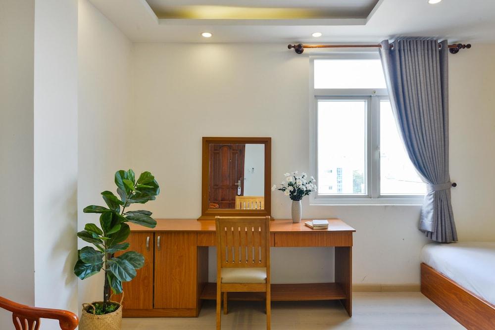Bali B Khách sạn